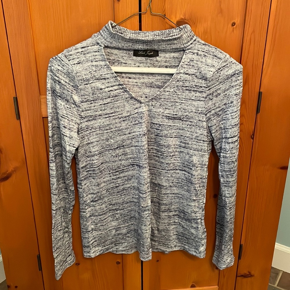 Laila Jayde sweater in new condition sz SP